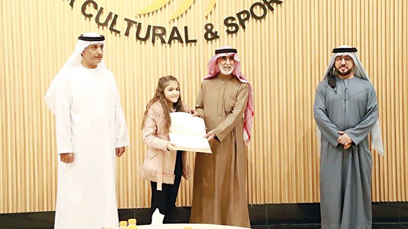 الإمارات بنبض أبنائها الإمارات بنبض أبنائها