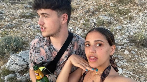 جنا عمرو دياب تتعرض للهجوم بسبب صورة إباحية.. شاهد قبل الحذف