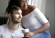 المساكنة: بين الحقيقة والتحديات الأخلاقية المساكنة